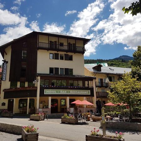 Auberge Roche Grande Entraunes Exteriör bild